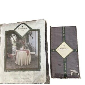 Waterford Linens Clifden Tablecloth 70" W & 4 Napkins 21x21 Set HYDRANGEA Color
